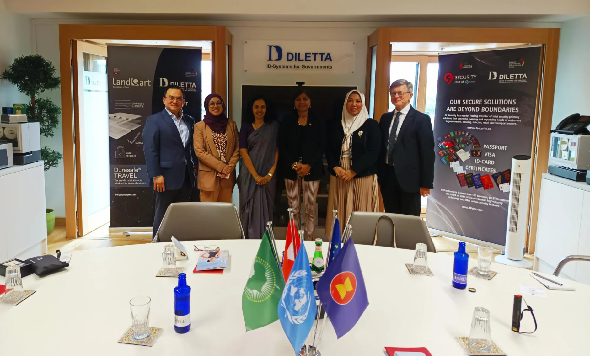 Group photo of the participants